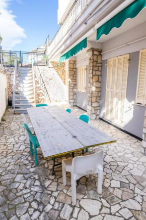 pied-a-terre fronte mare Celle Ligure